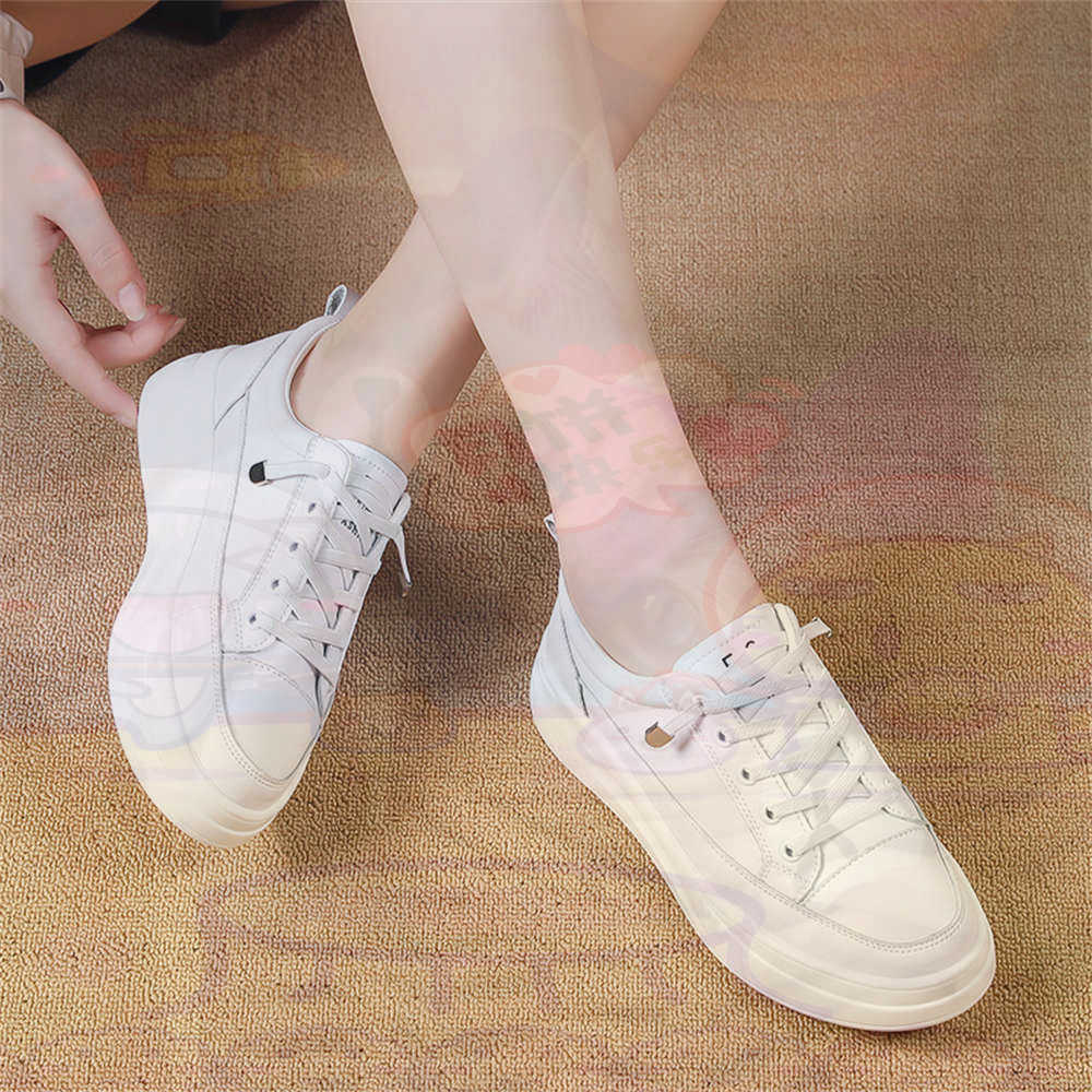 レースアップ分厚いローファー女性スケートボードスポーツシュー - Office Tech Outfits のレビューと価格