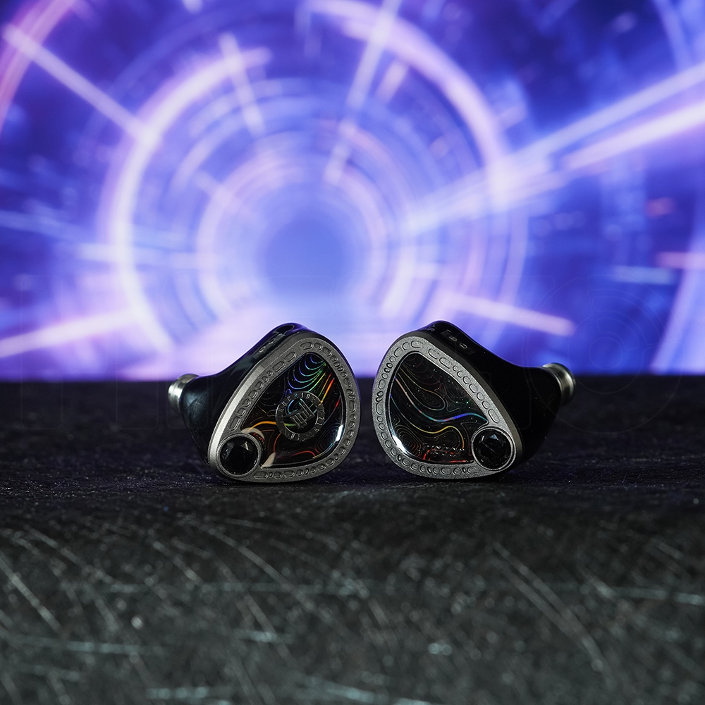 Juzear Light Shuttle HiFiインイヤー - Office Work Tech のレビューと価格