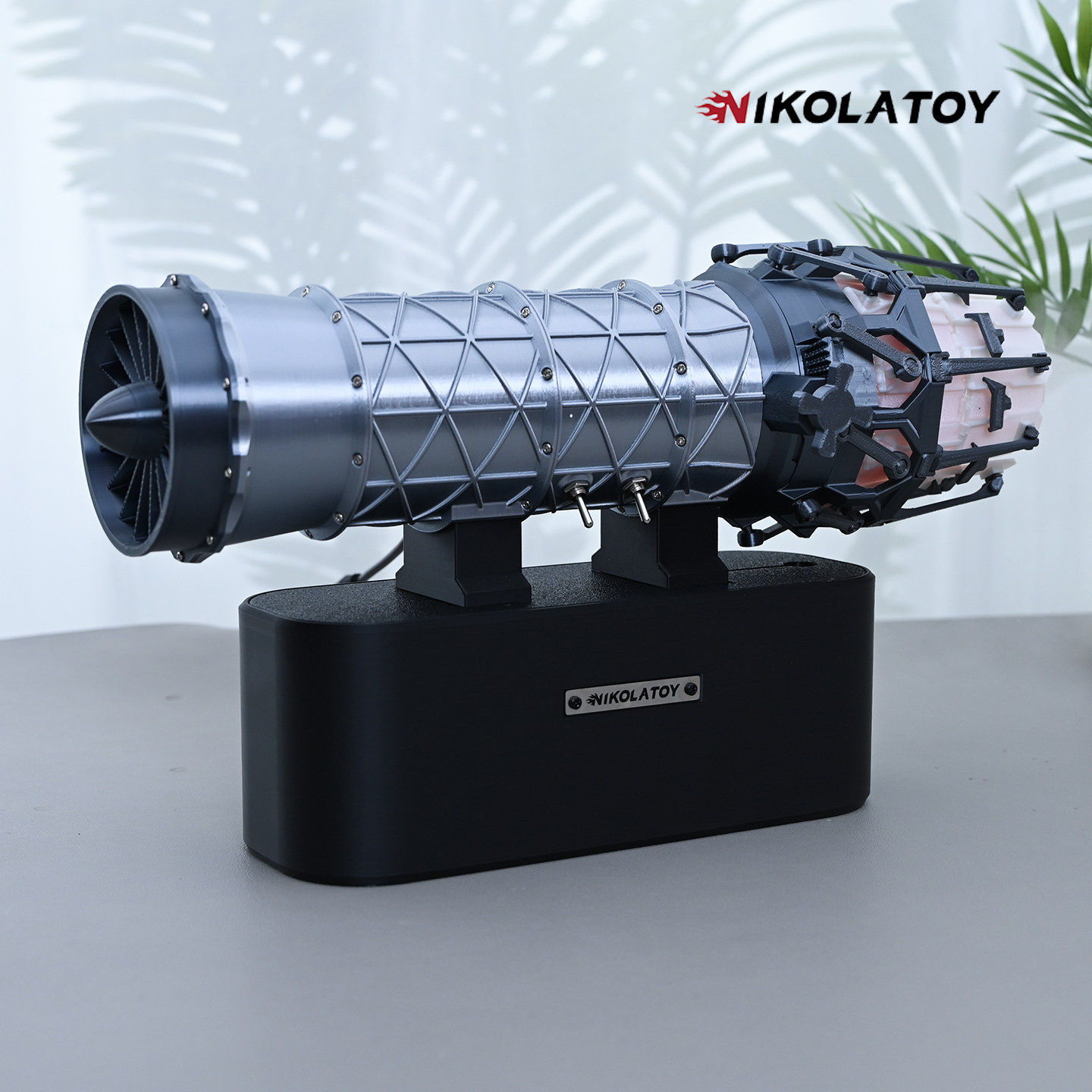 NIKOLATOY ターボファンエンジンモデル ベクターノズ - Office Tech For Men のレビューと価格