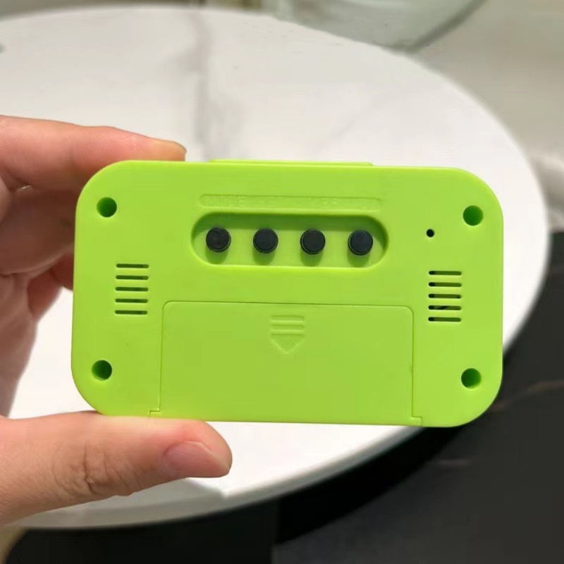 スマートデジタル目覚まし時計 ブラックホワイトLCDディスプ - Digital Timer Countdown のレビューと価格